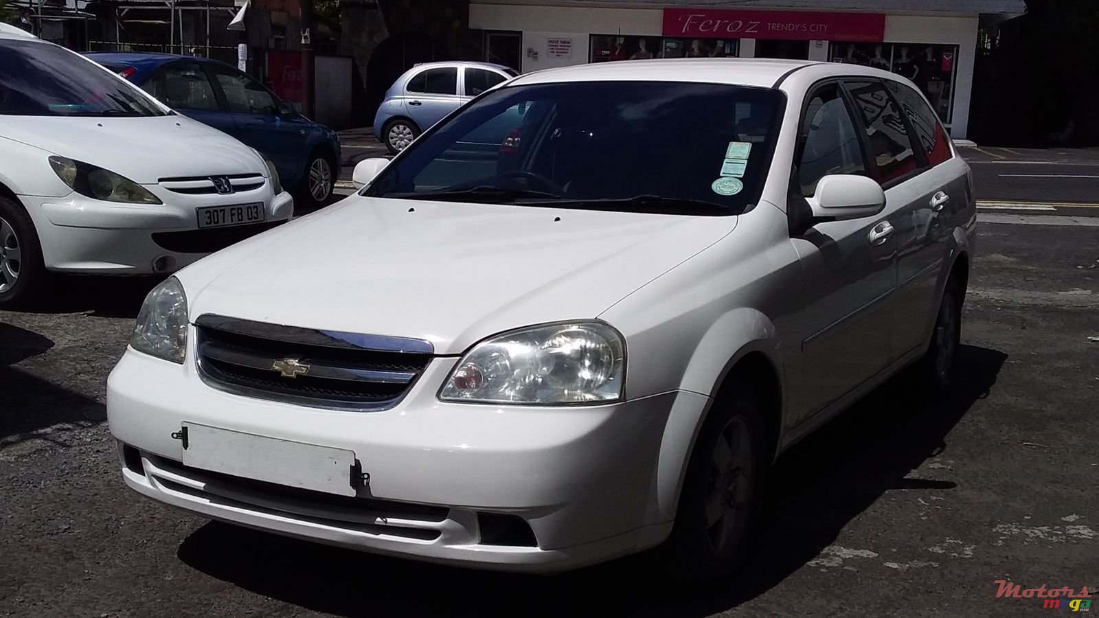 2006' Chevrolet Optra photo #2