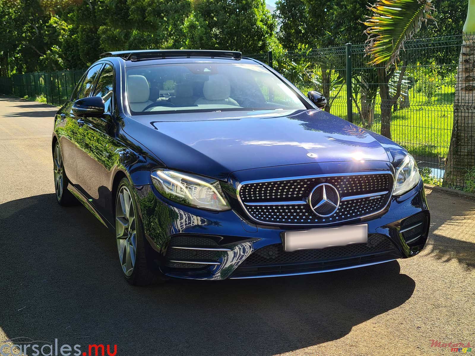 2017' Mercedes-Benz E 43 AMG Bi Turbo 4Matic photo #2