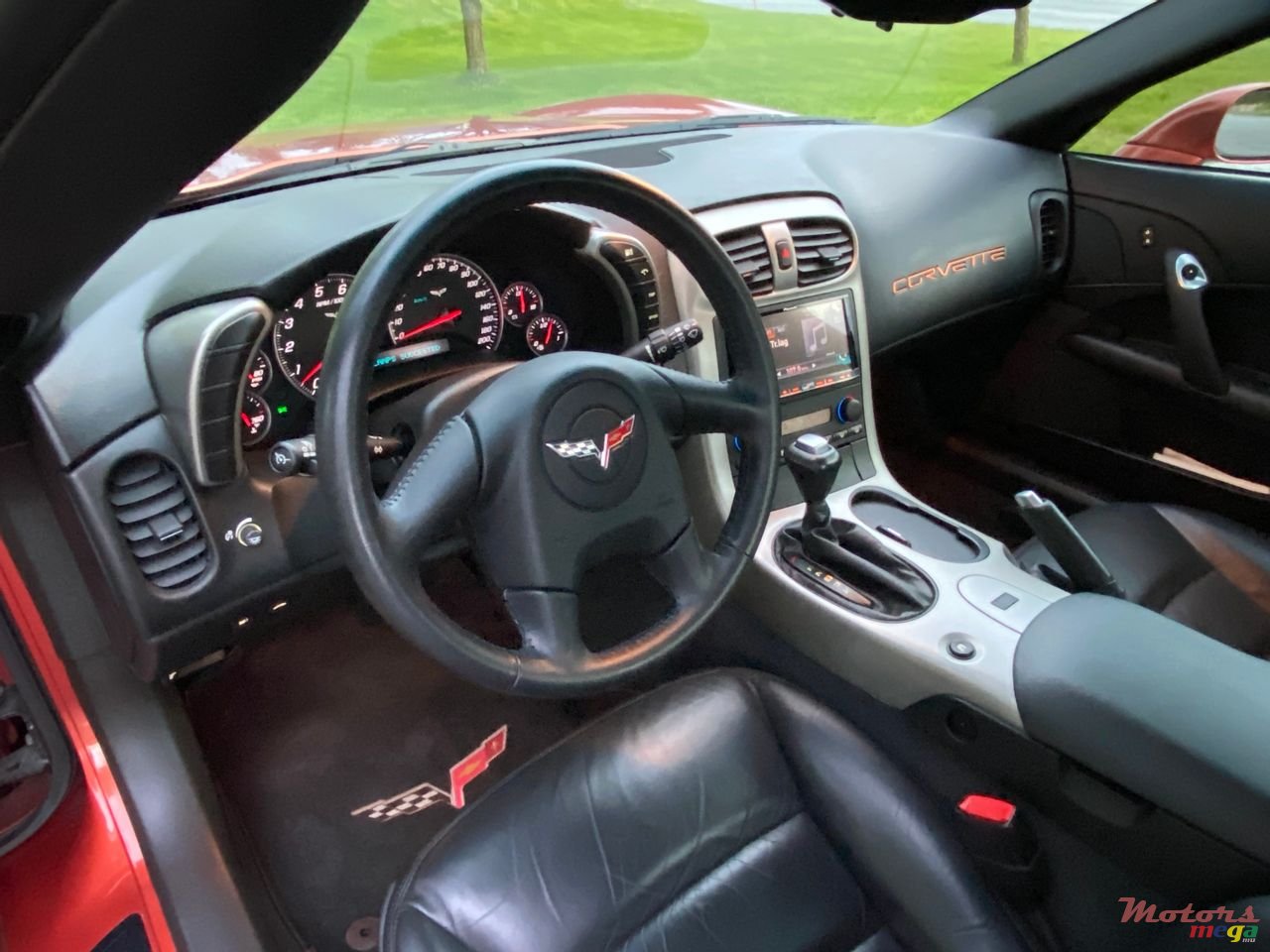 2005' Chevrolet Corvette C6 V8 photo #2