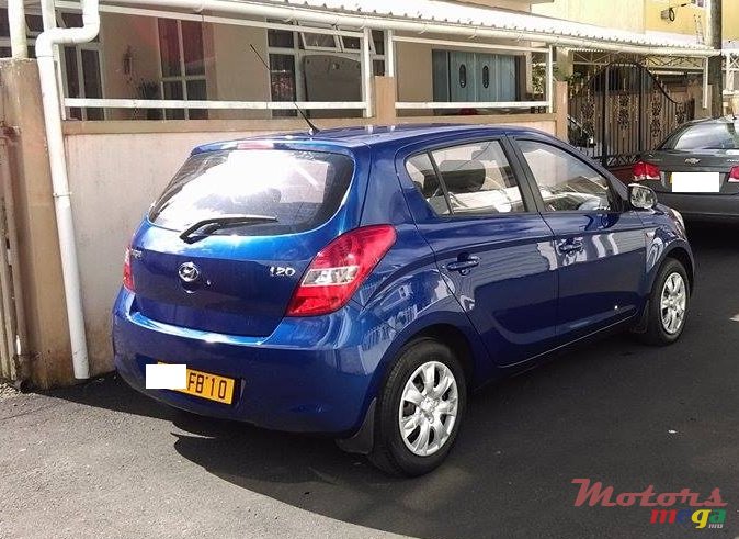 2010' Hyundai i20 photo #2