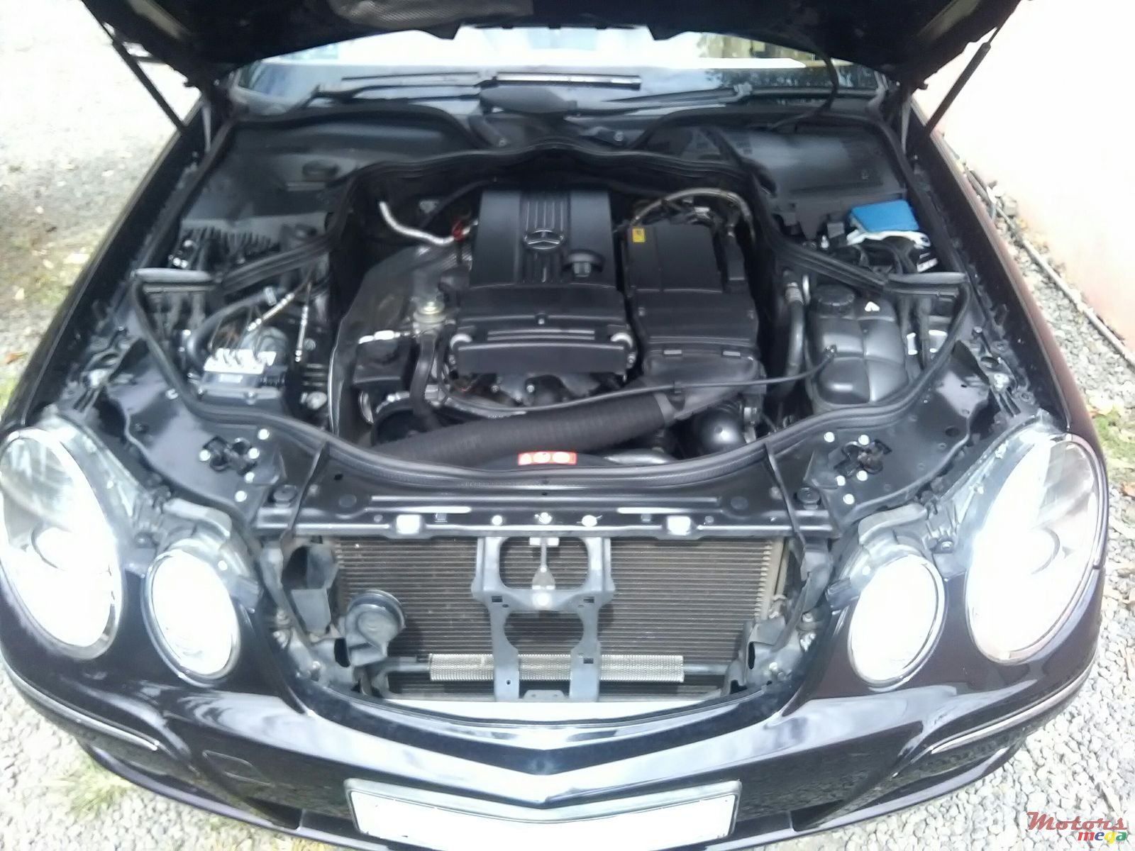 2007' Mercedes-Benz 200E photo #7