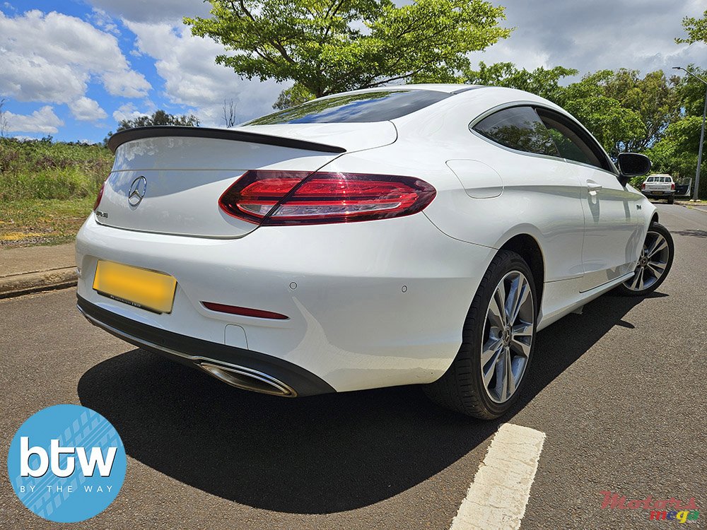 2018' Mercedes-Benz C 180 AMG Coupe photo #4