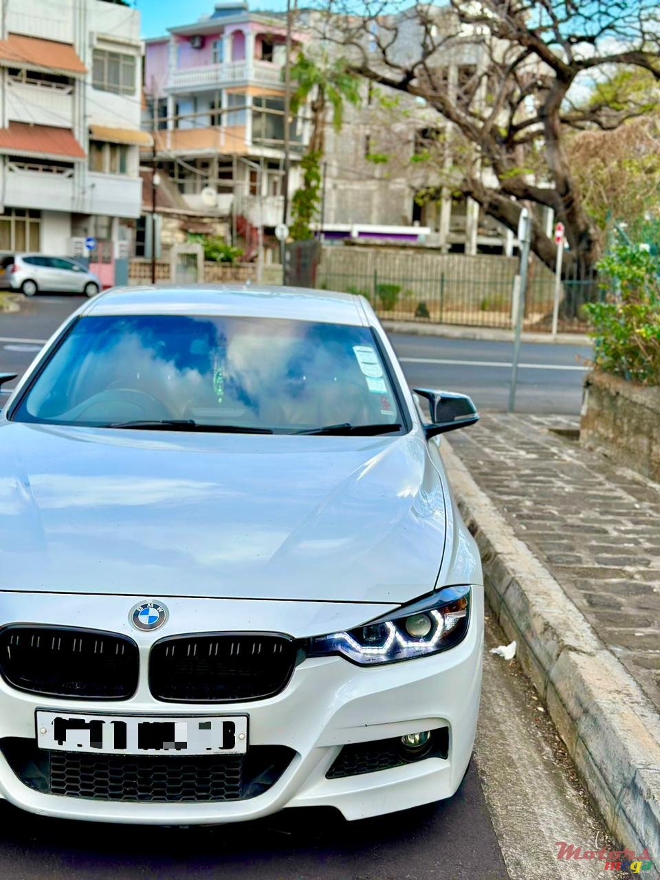 2013' BMW 320 photo #4