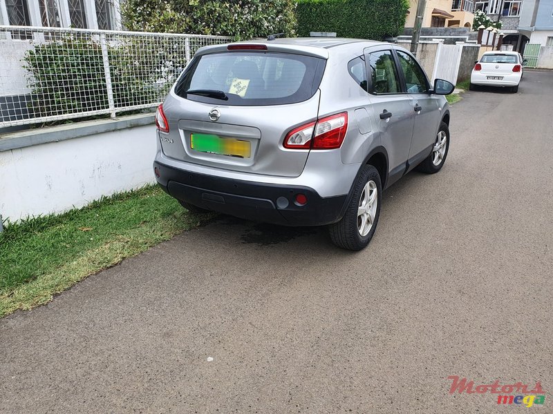 2011' Nissan Qashqai photo #4