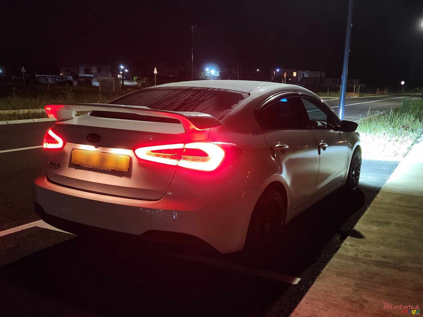 2015' Kia Cerato 17" Rims, 9" Android screen photo #4