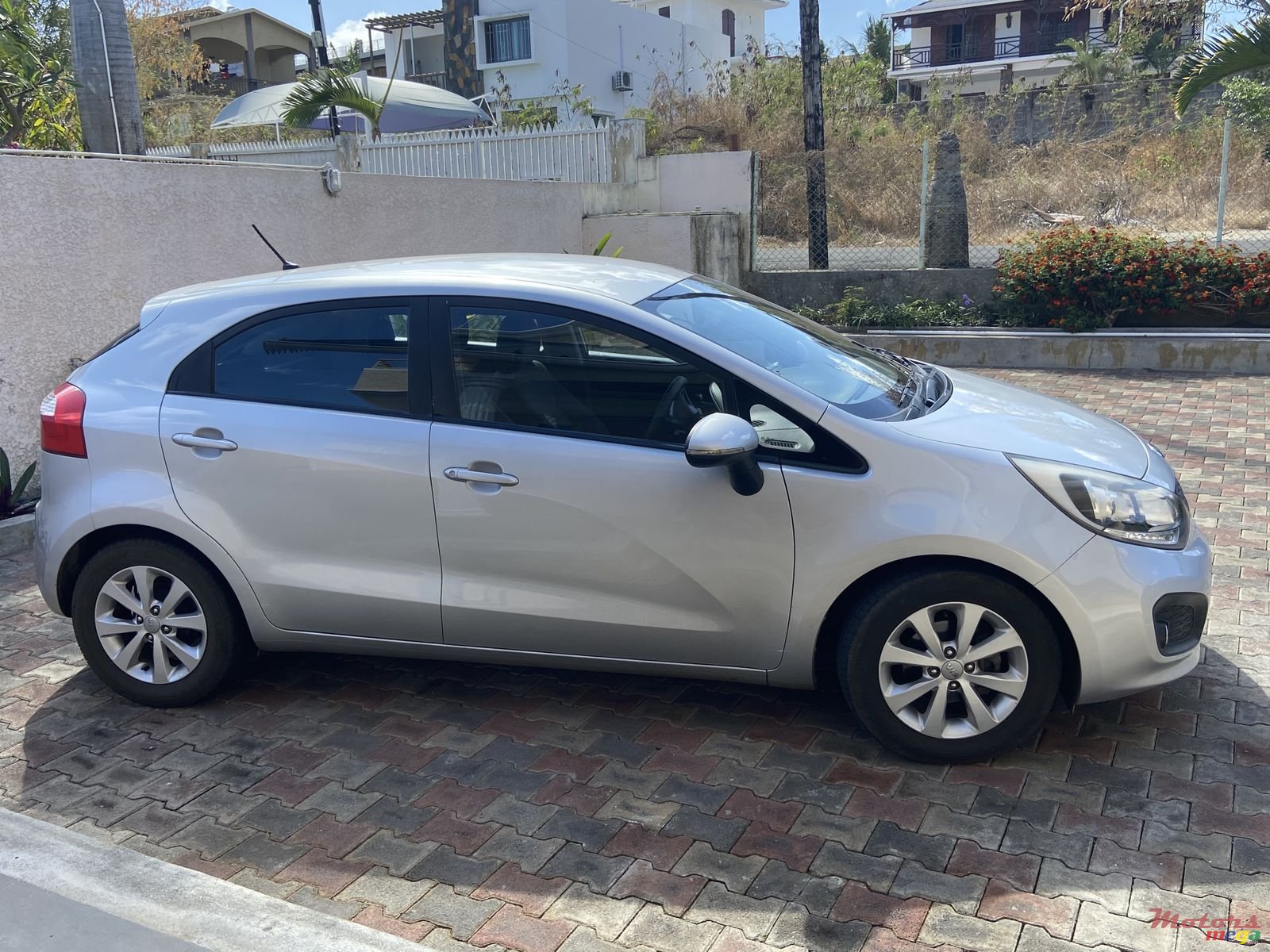 2013' Kia Rio photo #3