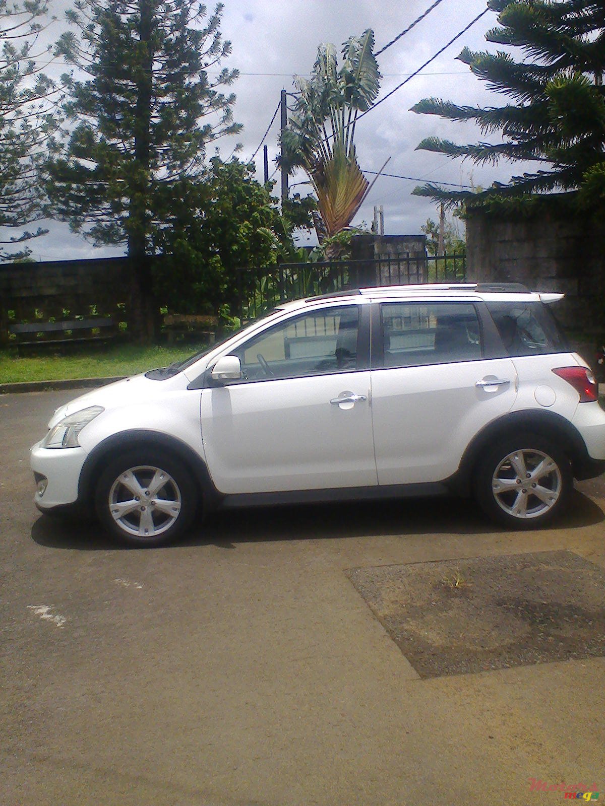 2011' GWM Florid cross luxury photo #5