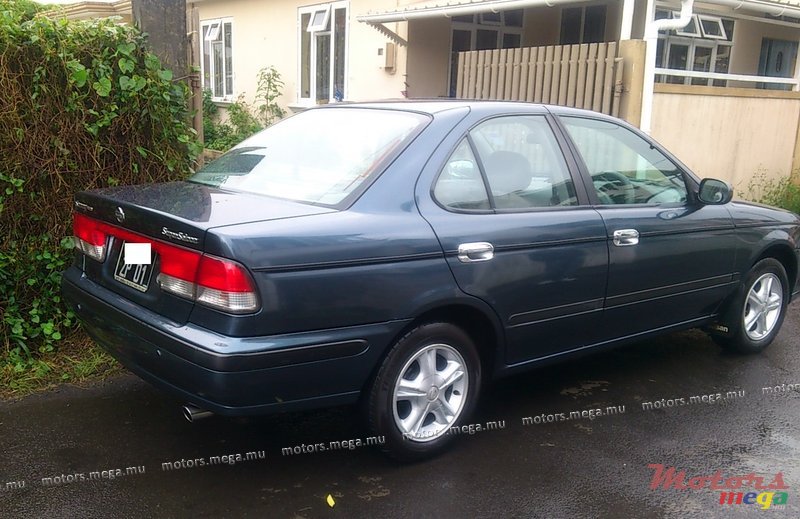 2001' Nissan Sunny FB15 photo #2