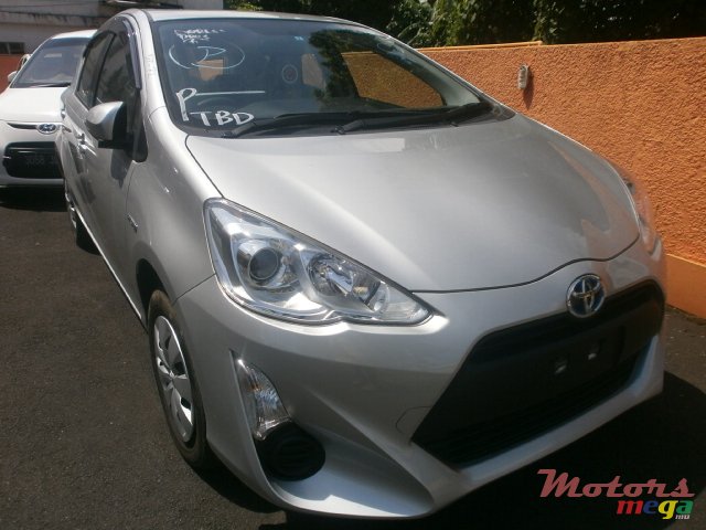 2016' Toyota Aurion Aqua photo #1