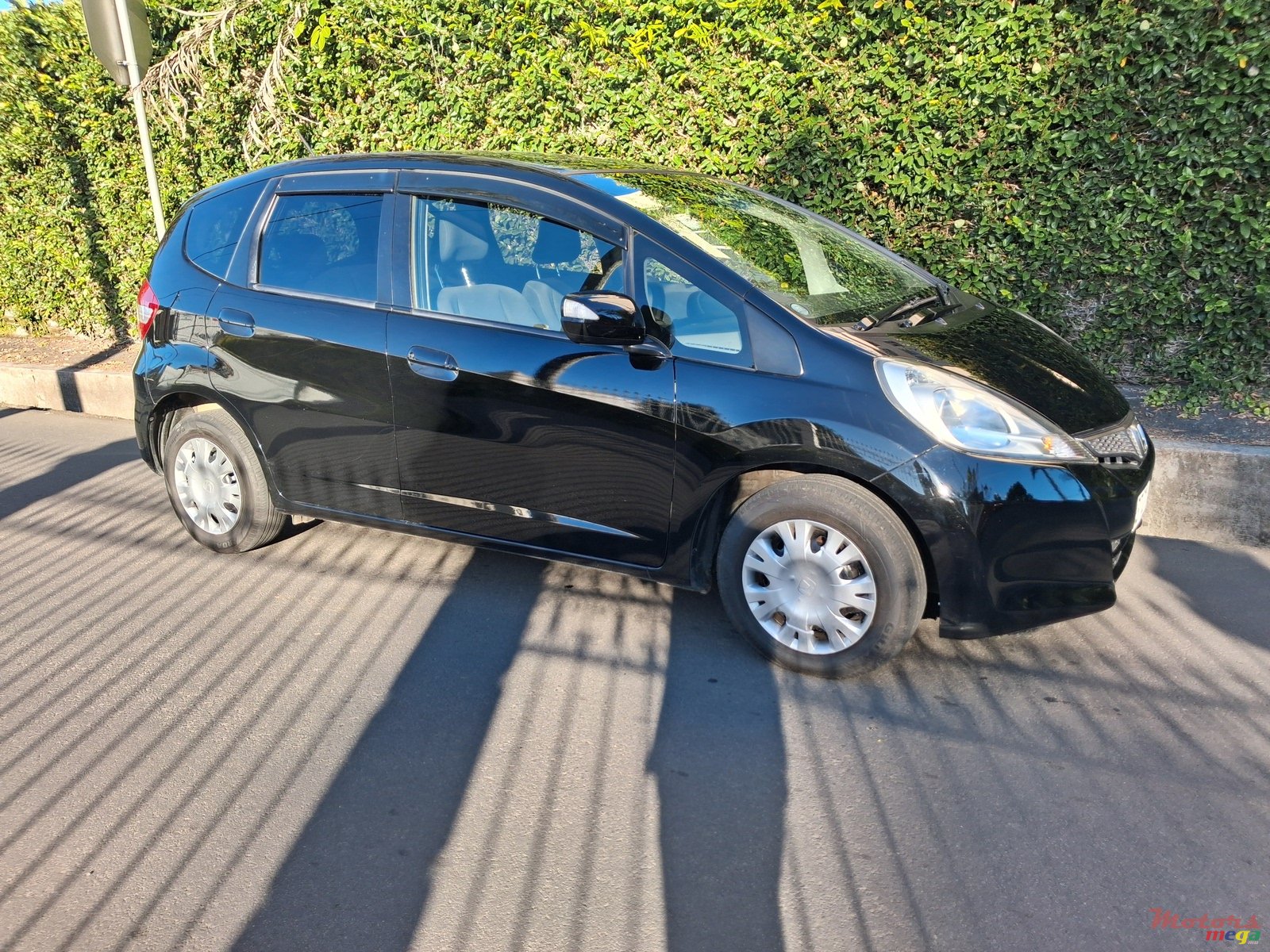 2011' Honda Fit photo #1