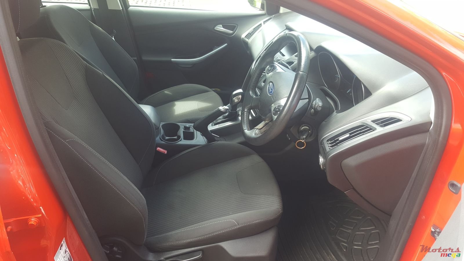 2013' Ford Focus photo #5