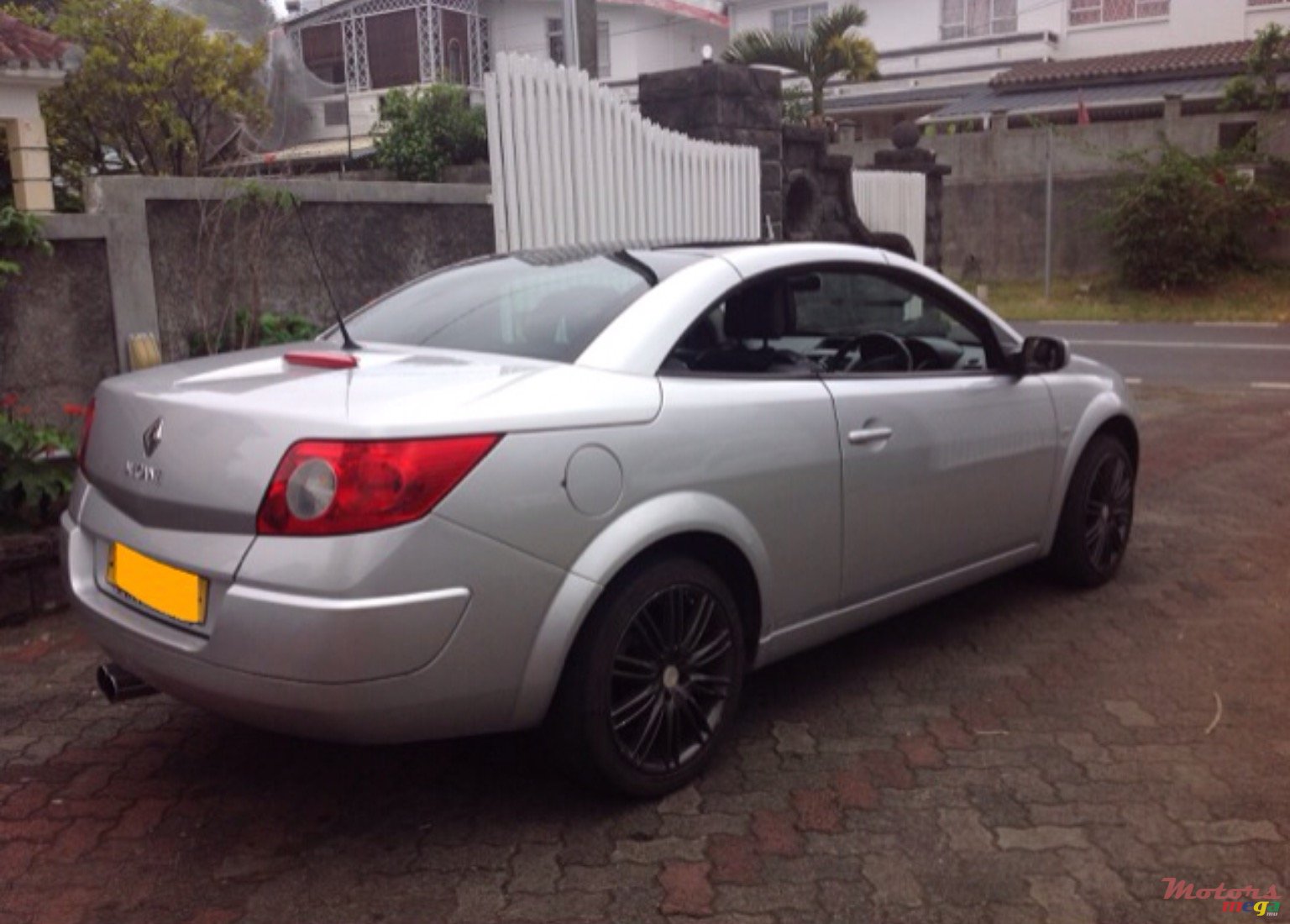 2007' Renault Megane photo #6