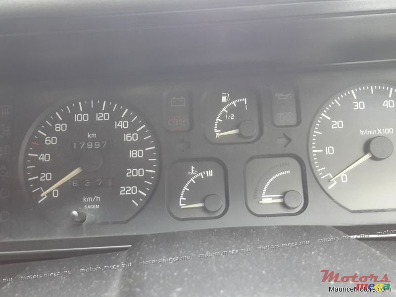 1996' Renault photo #5