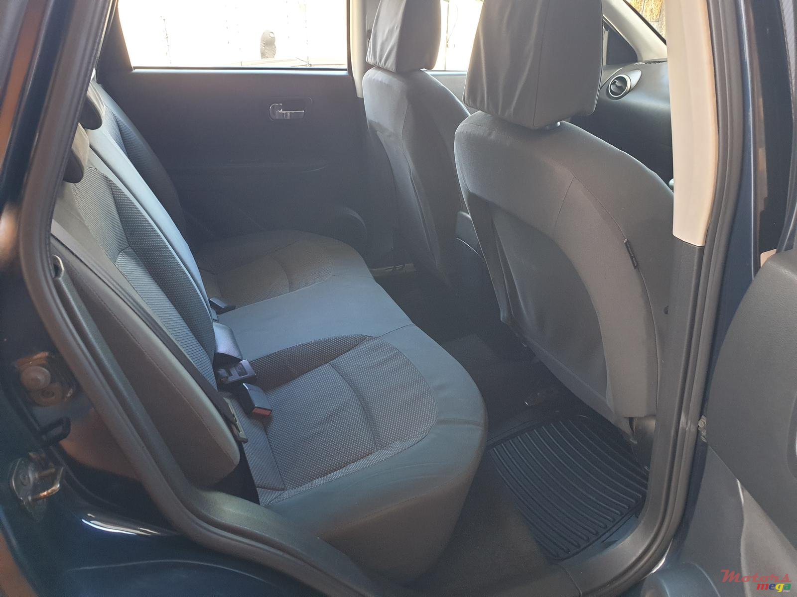 2009' Nissan Qashqai photo #6