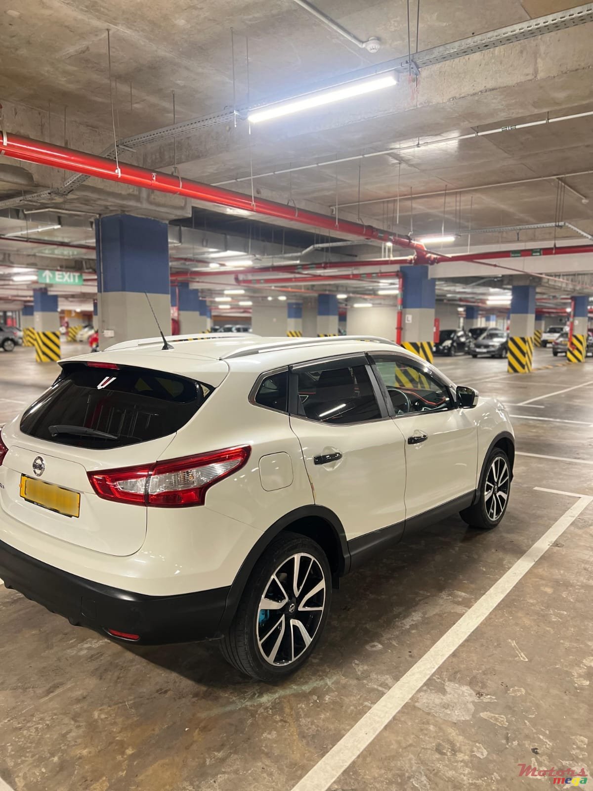 2015' Nissan Qashqai photo #2