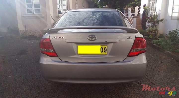 2009' Toyota Corolla Axio photo #4