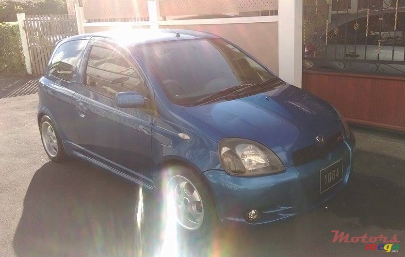 2001' Toyota Vitz RS Turbo photo #1