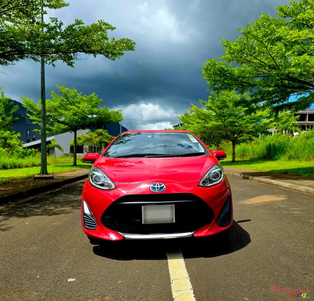 2020' Toyota Aqua photo #1