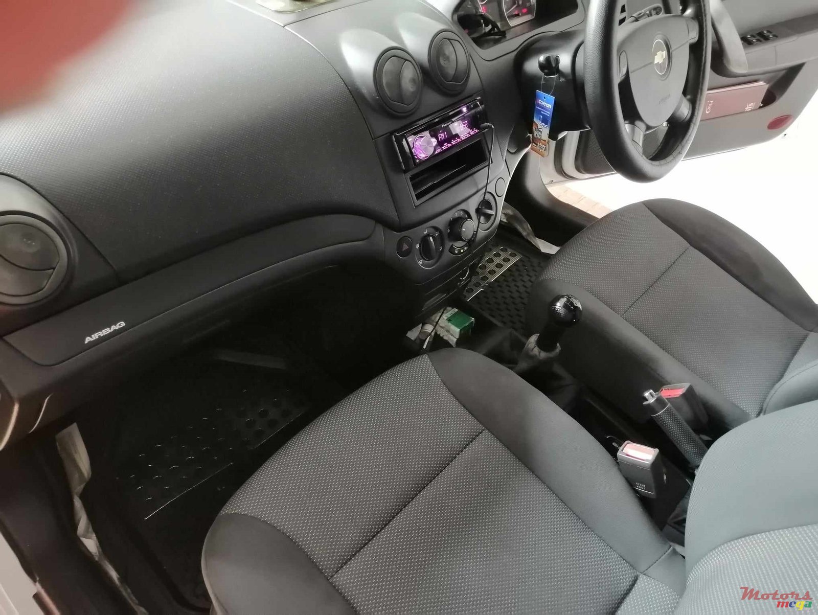 2012' Chevrolet Aveo None photo #4