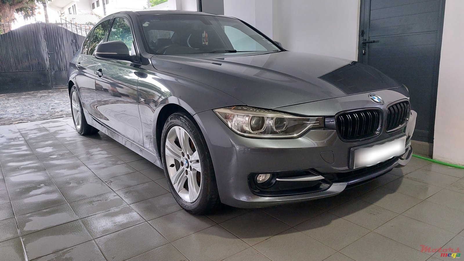 2013' BMW 316 photo #4