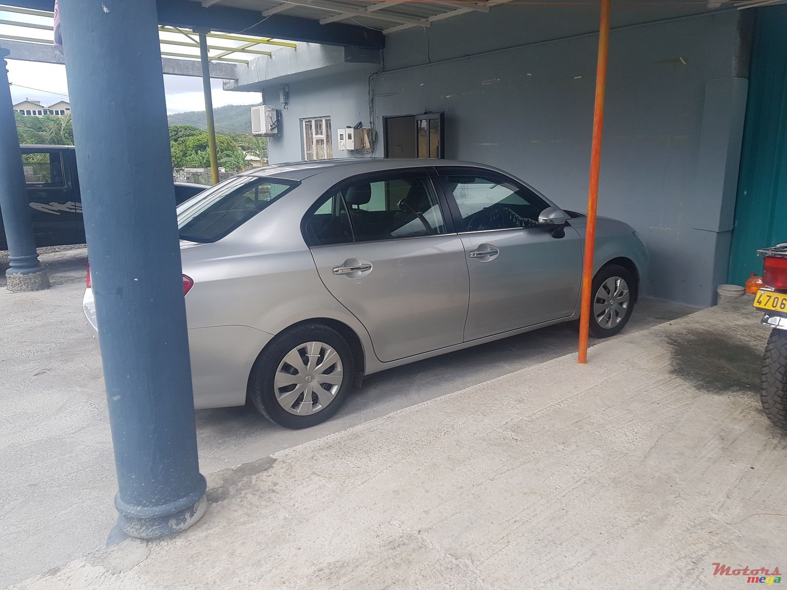 2012' Toyota Axio New shae photo #1