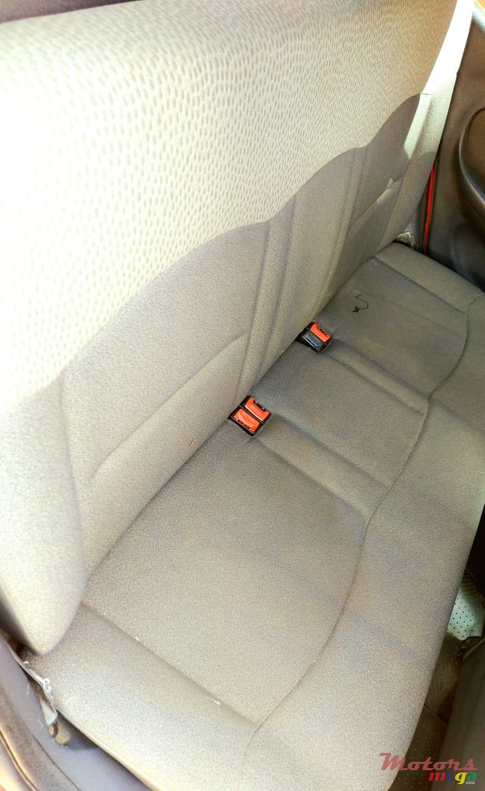 2005' Renault Clio Dorigine photo #2