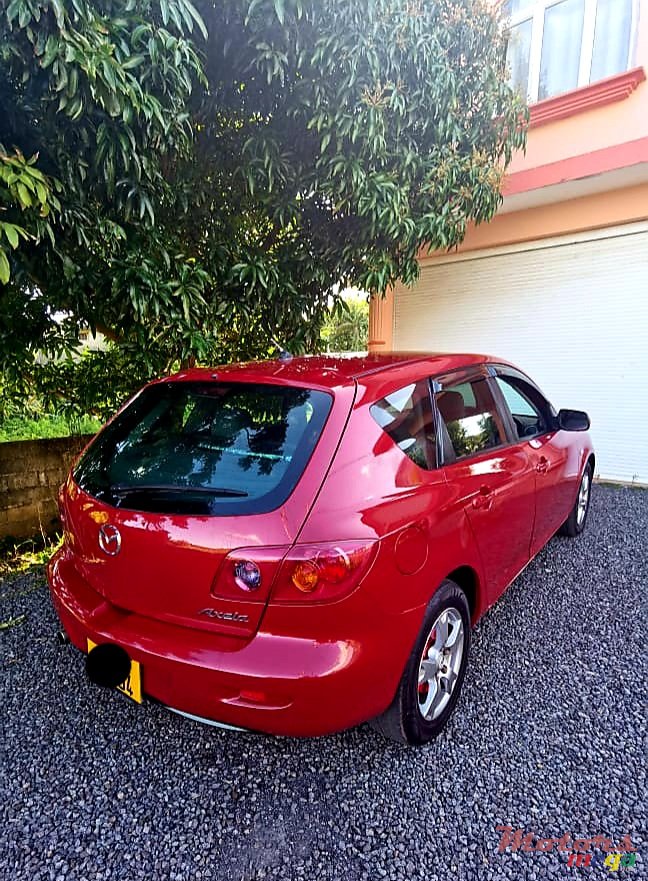 2004' Mazda Axela photo #4
