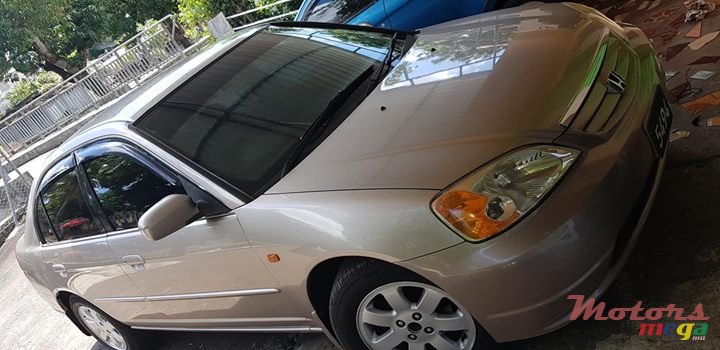 2002' Honda Civic es8 photo #1