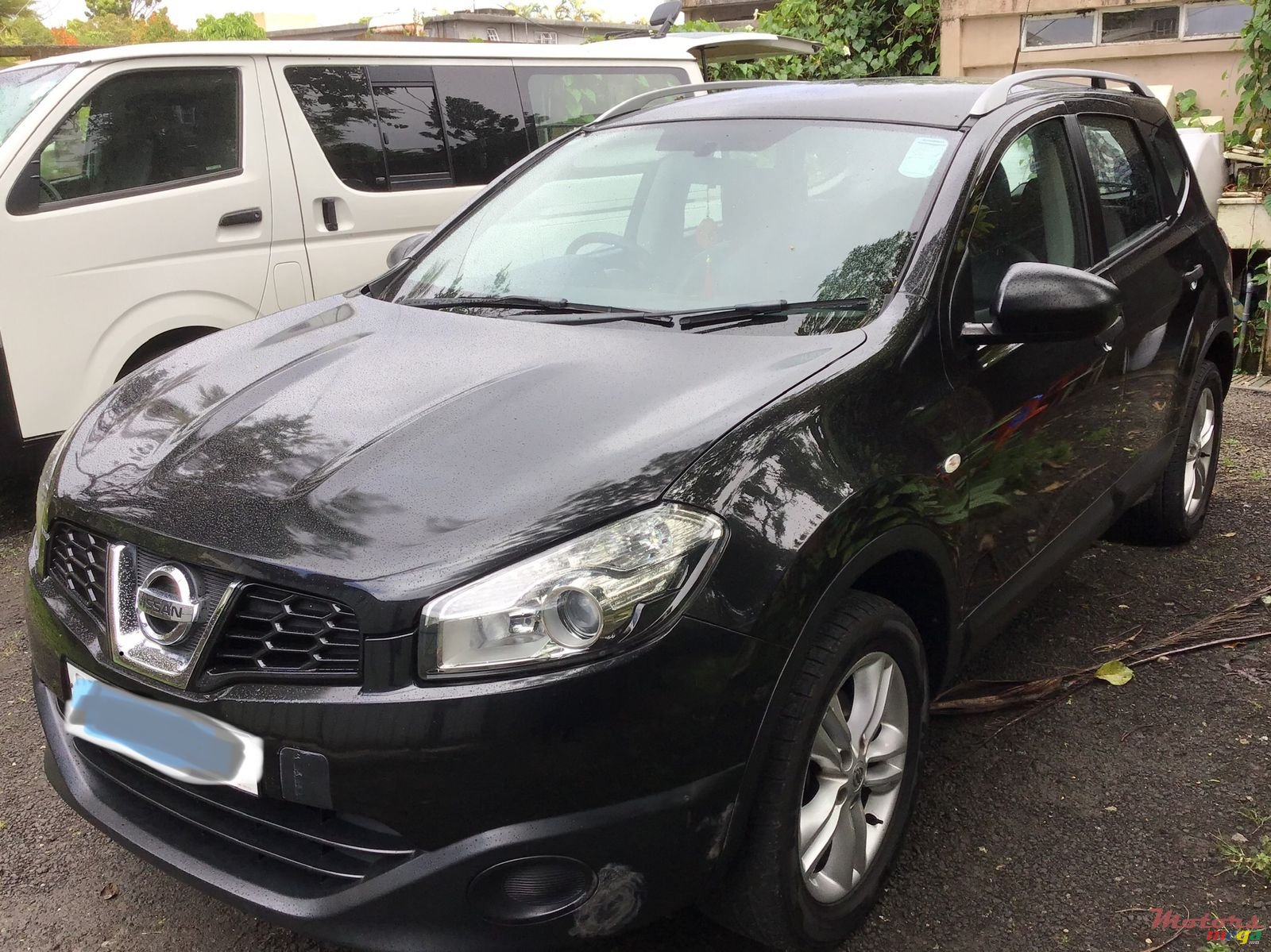 2013' Nissan Qashqai+2 photo #2