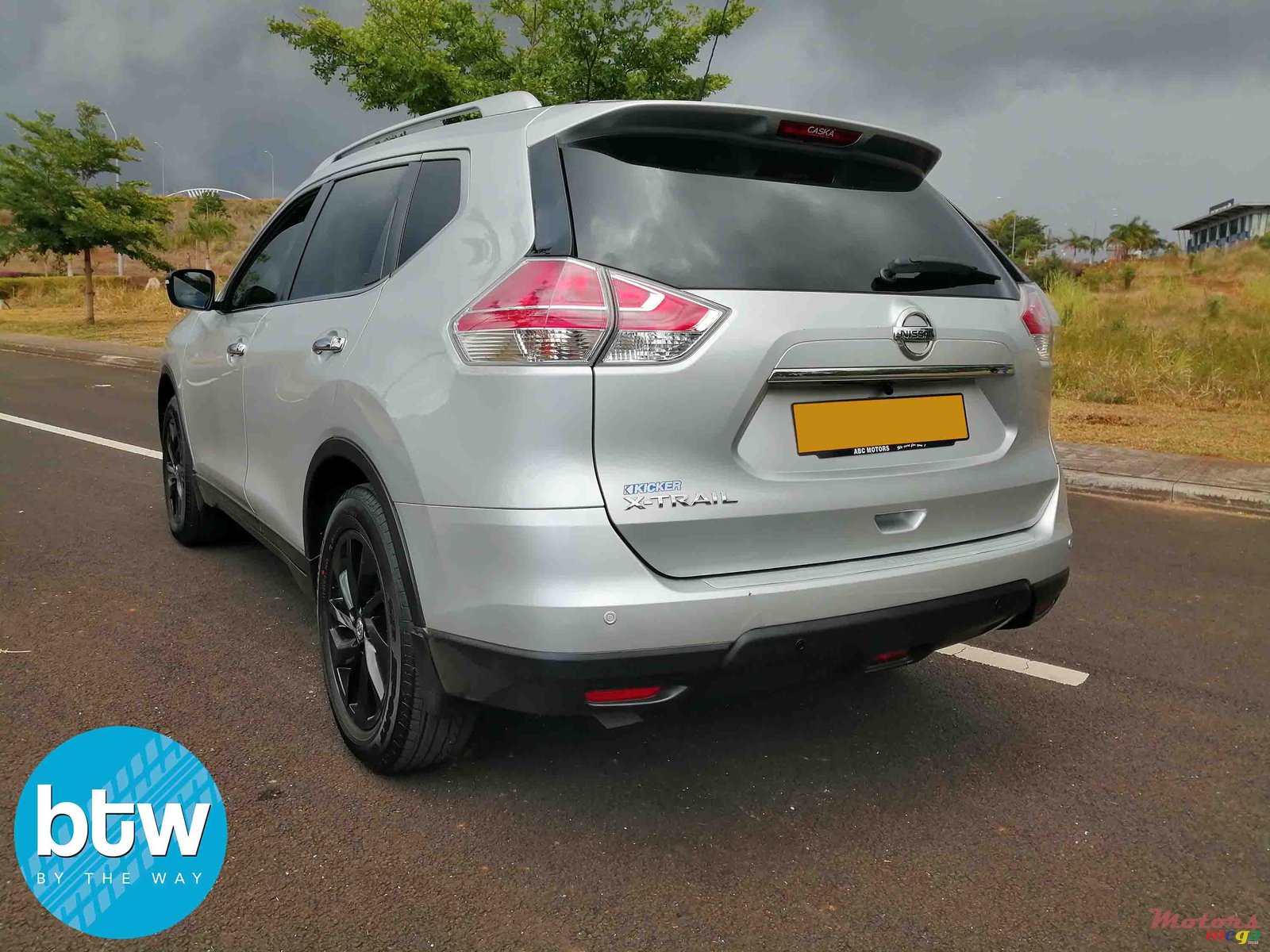 2016' Nissan X-Trail photo #2