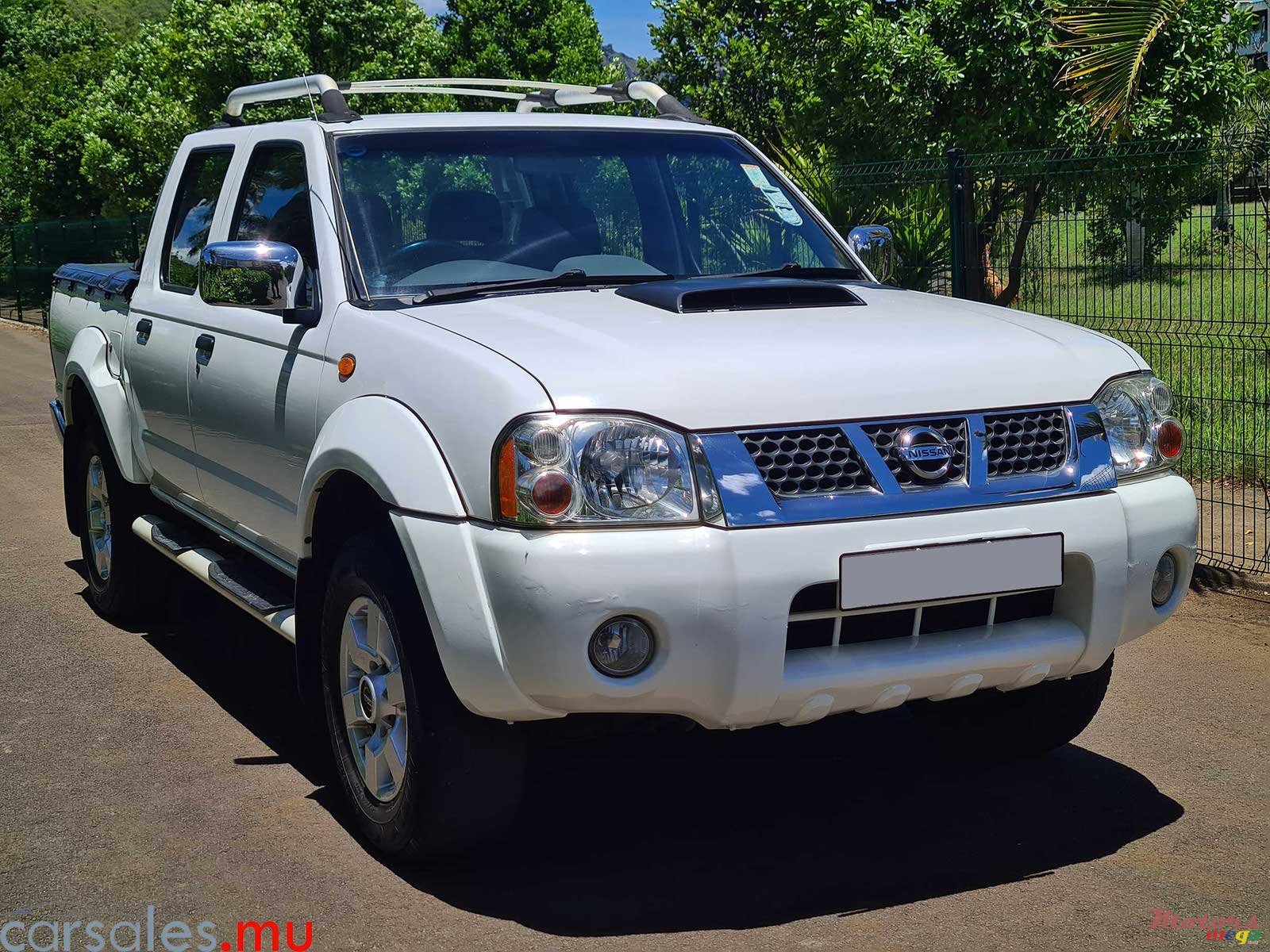 2017' Nissan NP300 photo #2
