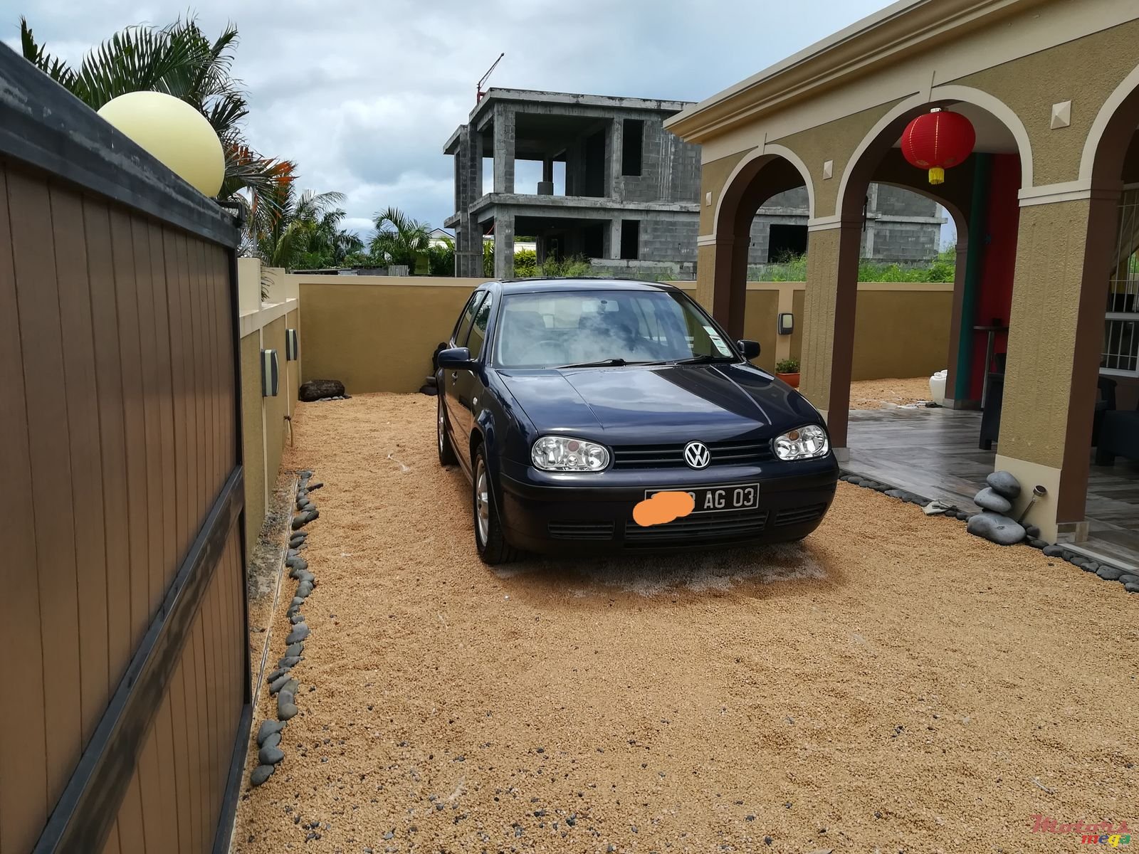 2003' Volkswagen Golf IV photo #2