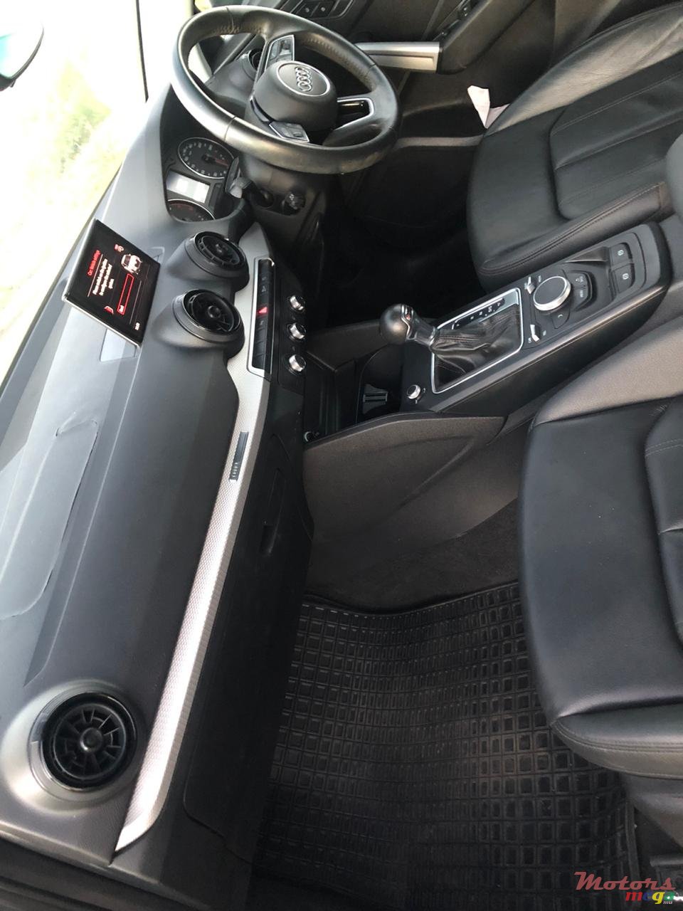 2017' Audi Q3 photo #4