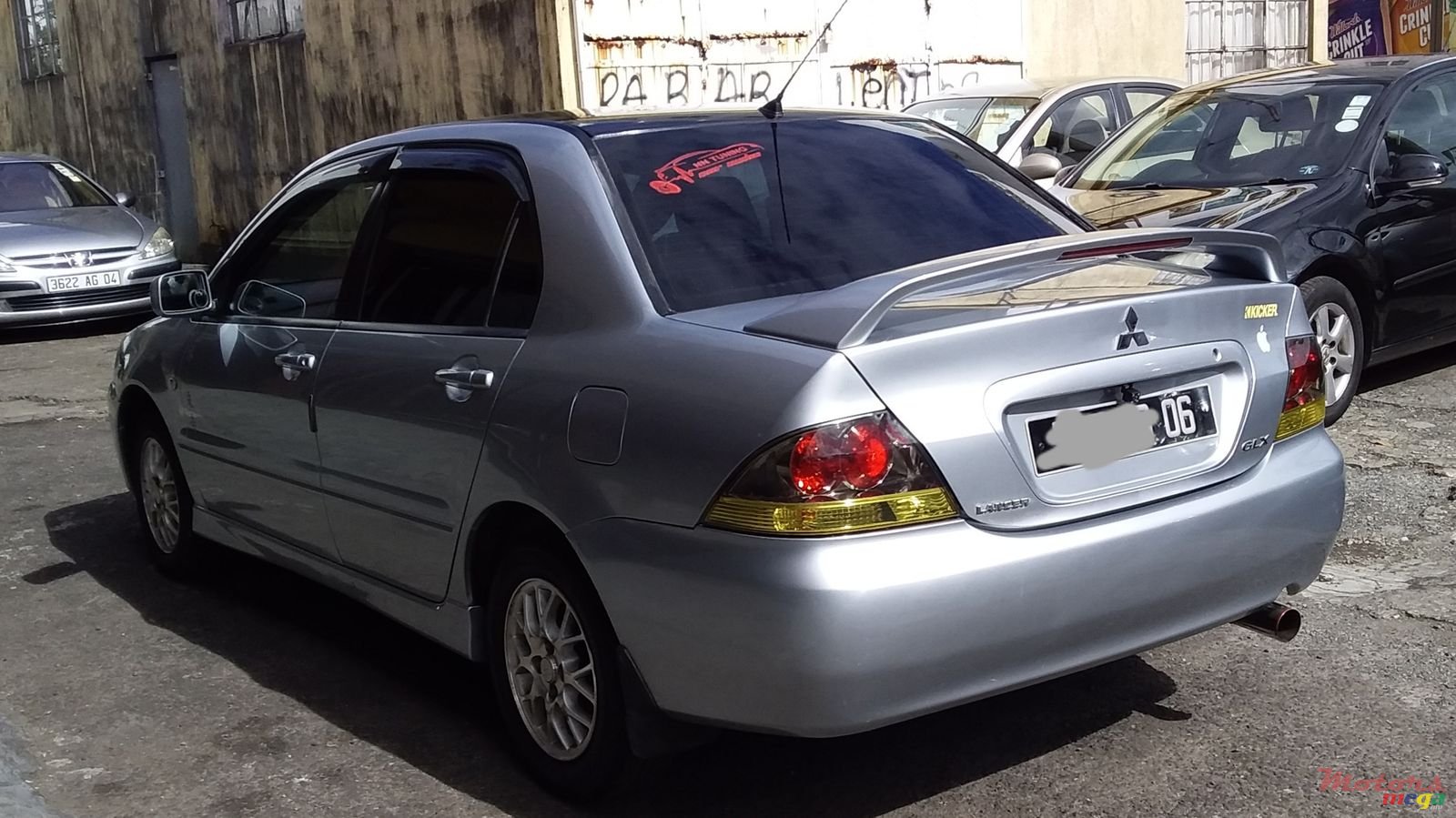 2006' Mitsubishi Lancer photo #4