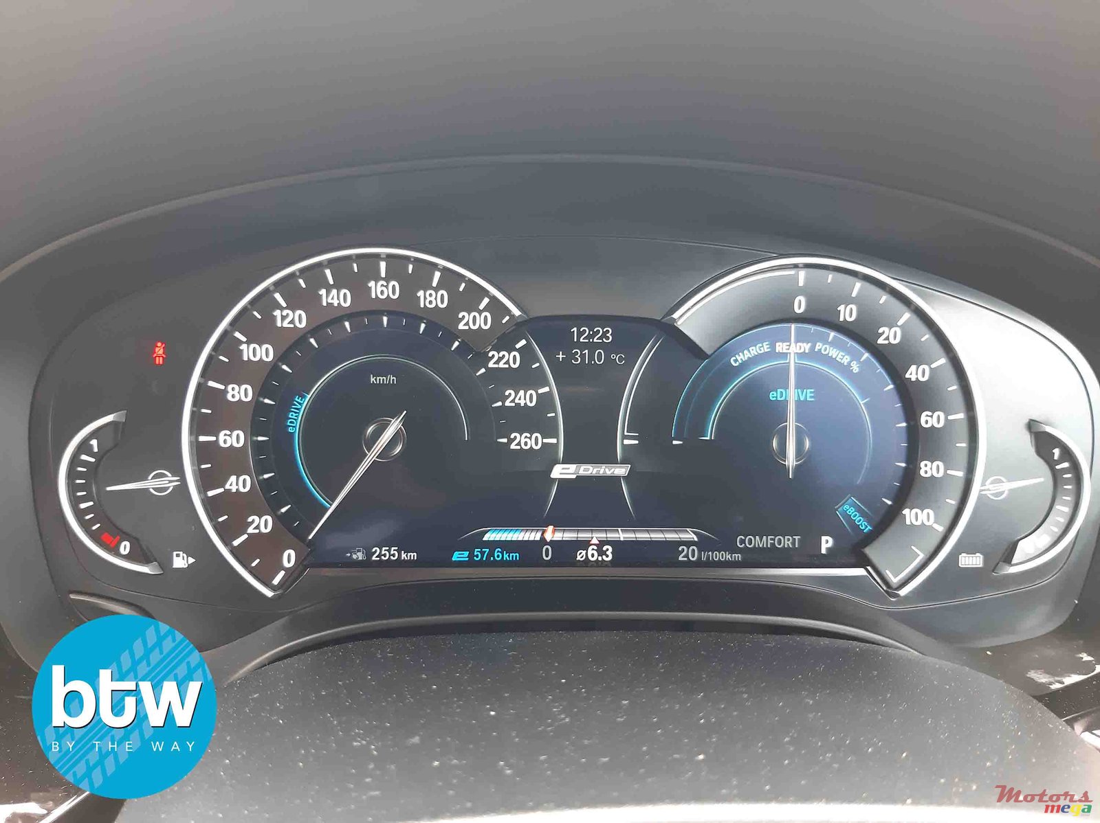 2019' BMW 530 photo #7