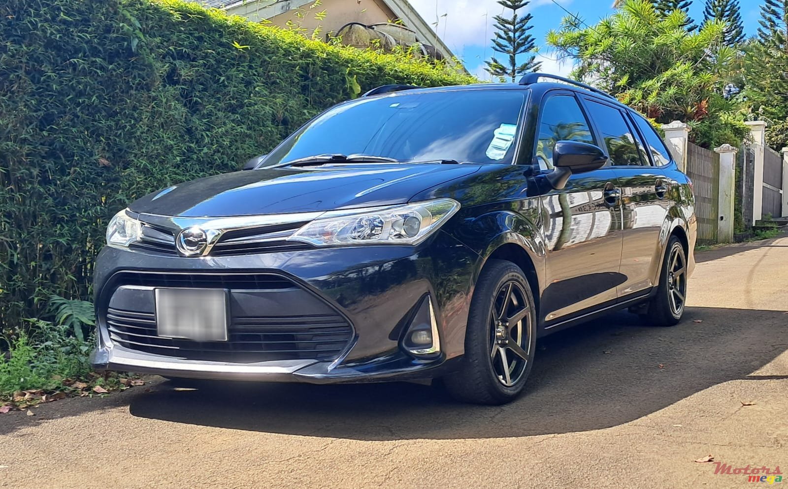 2018' Toyota Fielder photo #1