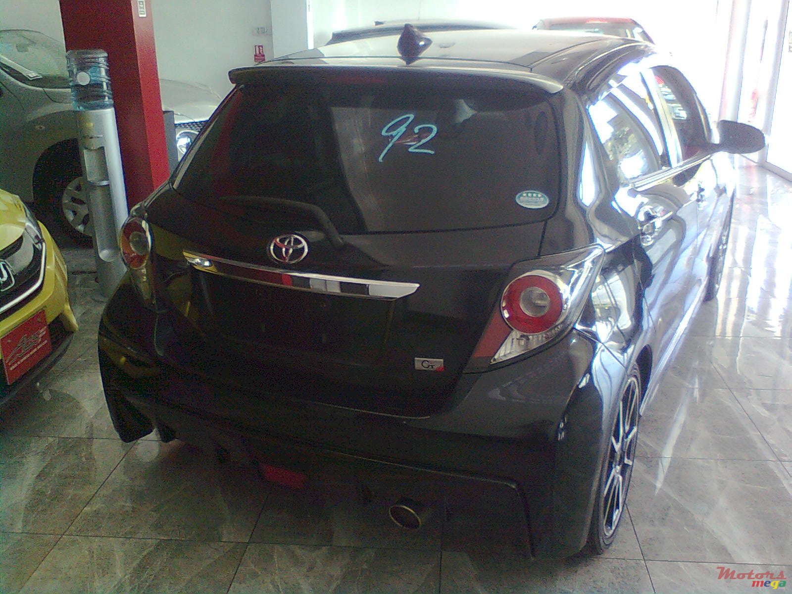 2012' Toyota Vitz RS GS photo #2