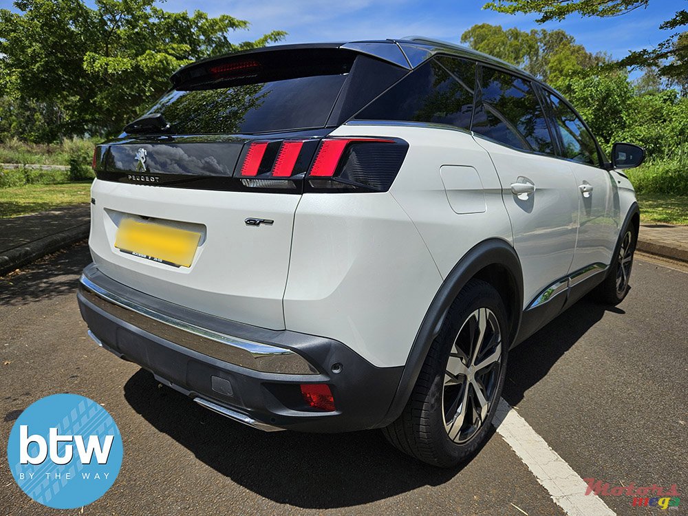 2018' Peugeot 3008 GT photo #4
