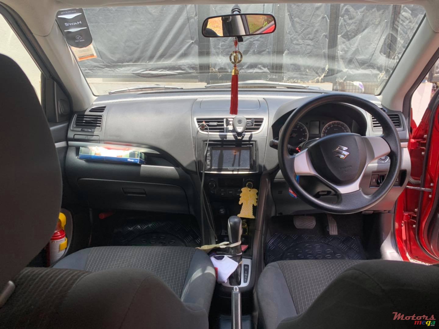 2013' Suzuki Swift 1.2 photo #1