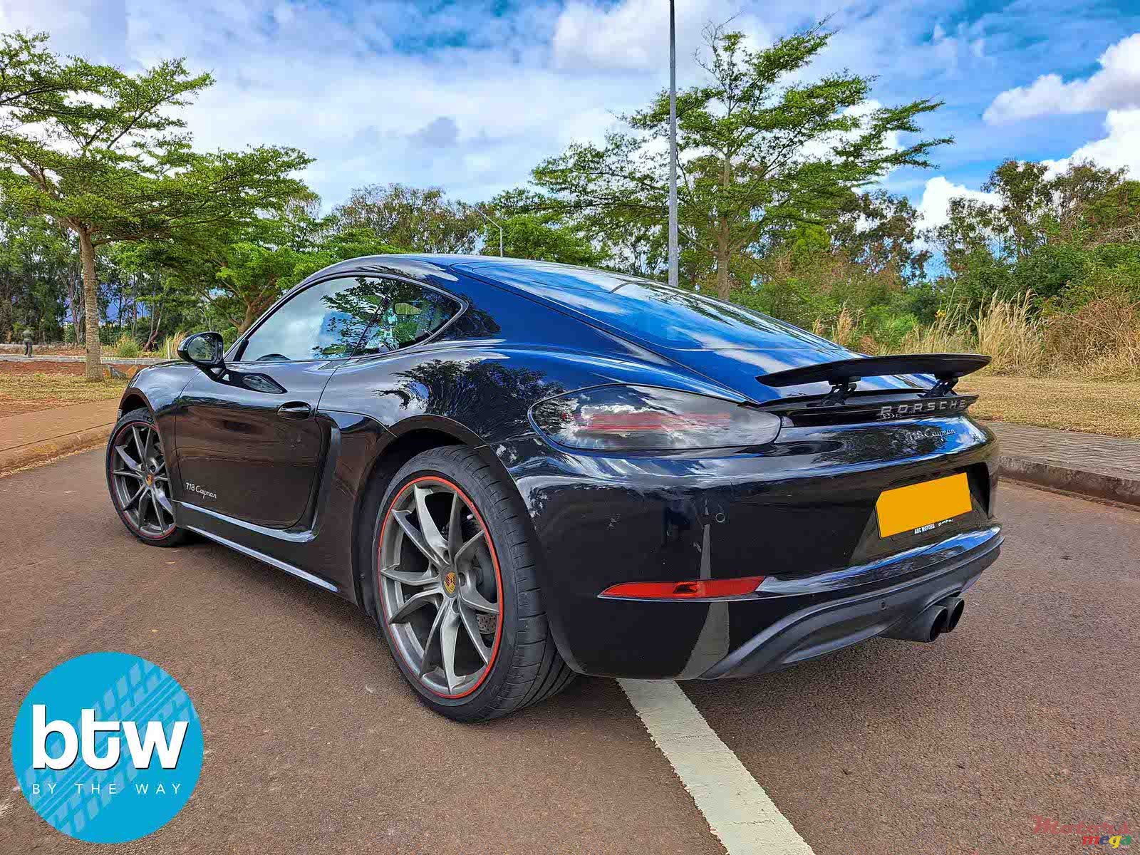 2018&#x27; Porsche Cayman photo #2