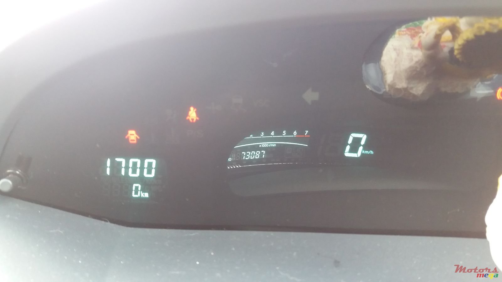 2009' Toyota Yaris photo #1