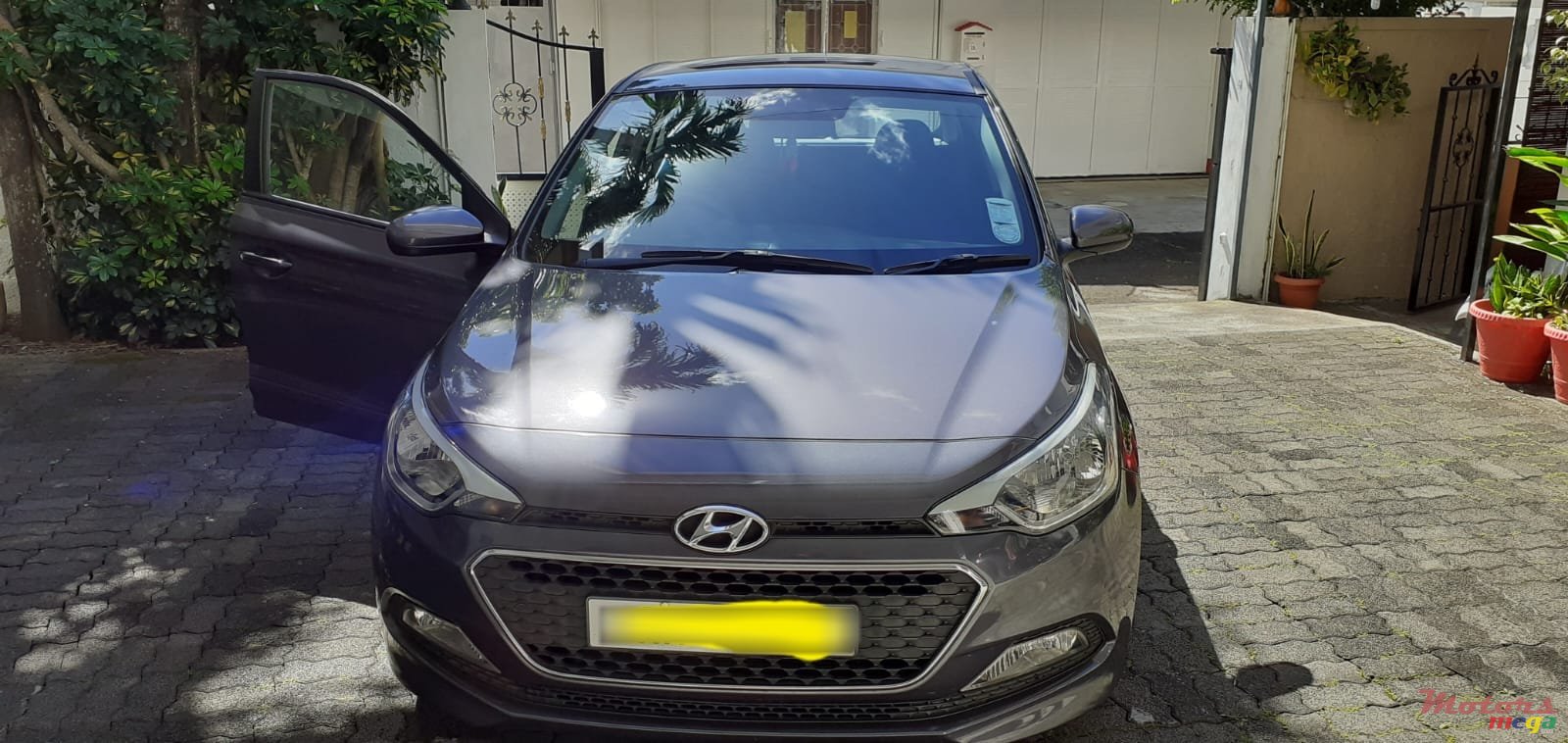 2017' Hyundai i20 photo #1