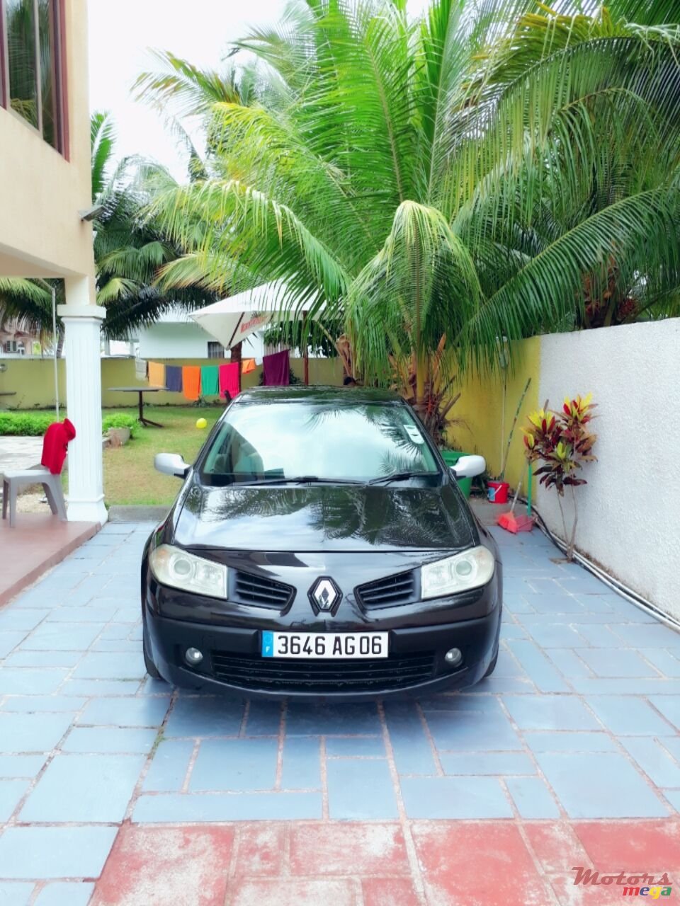 2006' Renault Megane photo #1