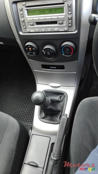 2007' Toyota Fielder photo #2