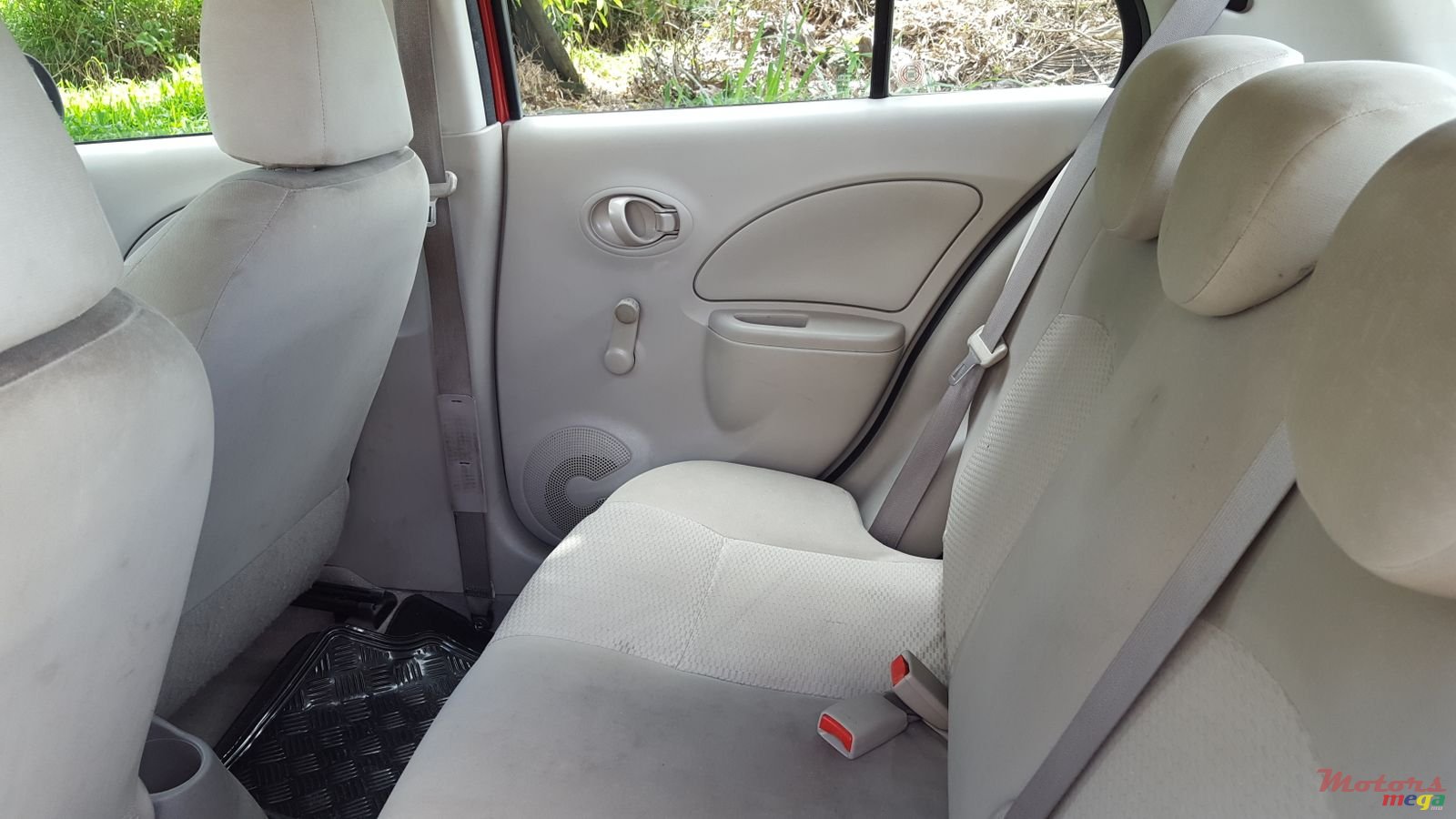 2012' Nissan Micra photo #7