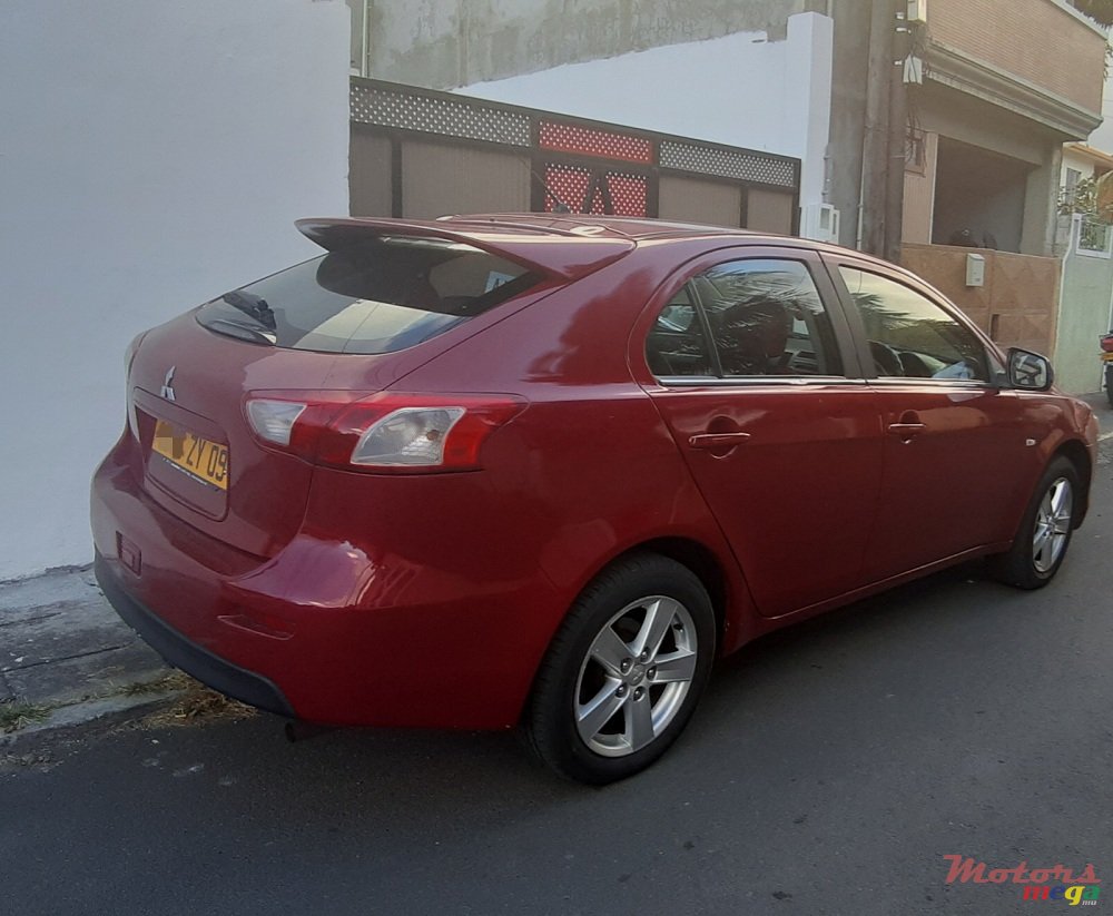 2009' Mitsubishi Lancer photo #3