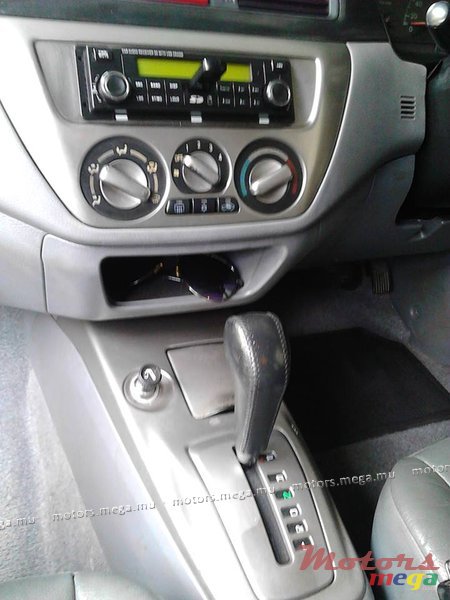 2004' Mitsubishi Lancer origine photo #5