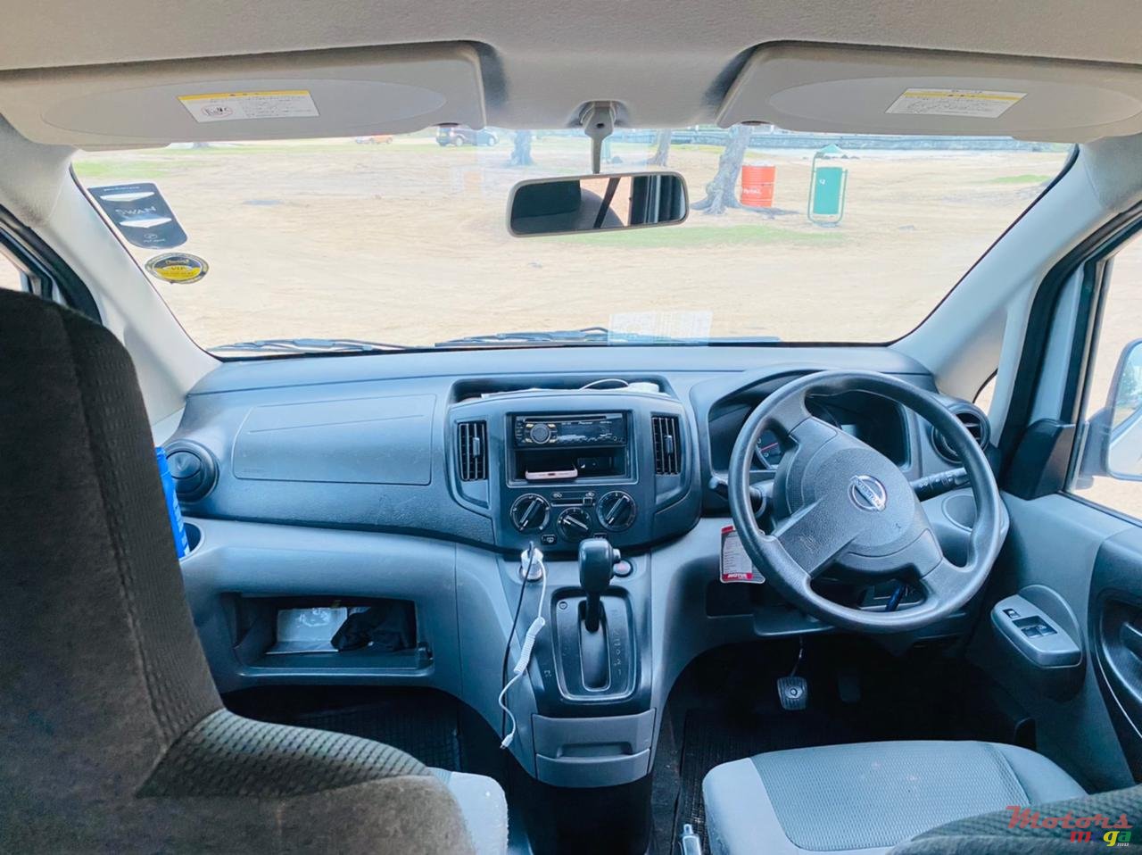 2012' Nissan NV200 photo #5