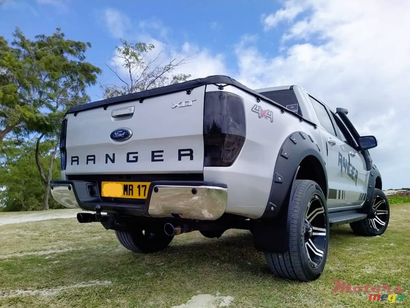 2017' Ford Ranger 3.2 Auto XLT photo #2