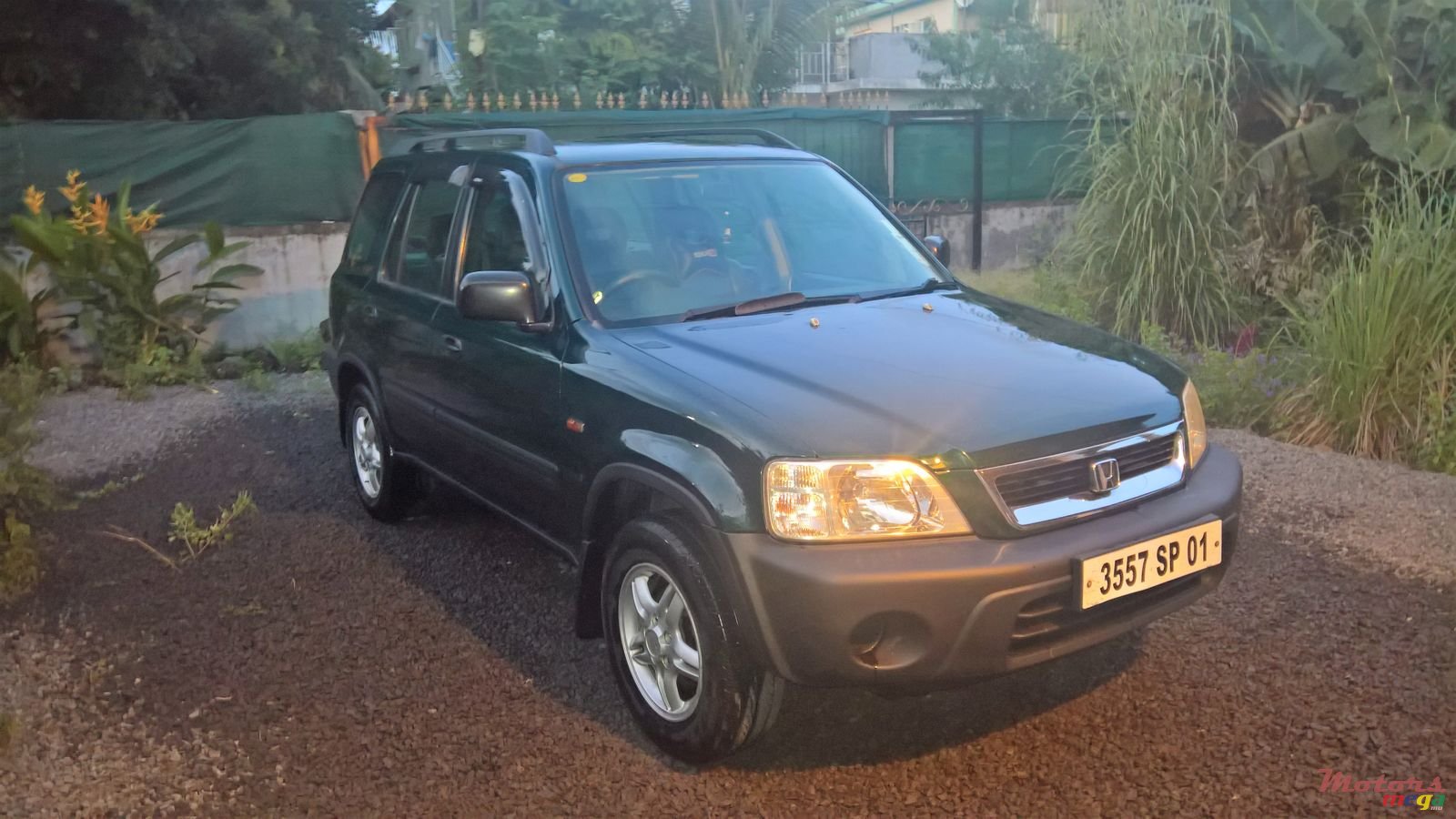 2001' Honda CR-V photo #1